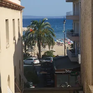 L'oustaou 2*, Le Lavandou Frankreich